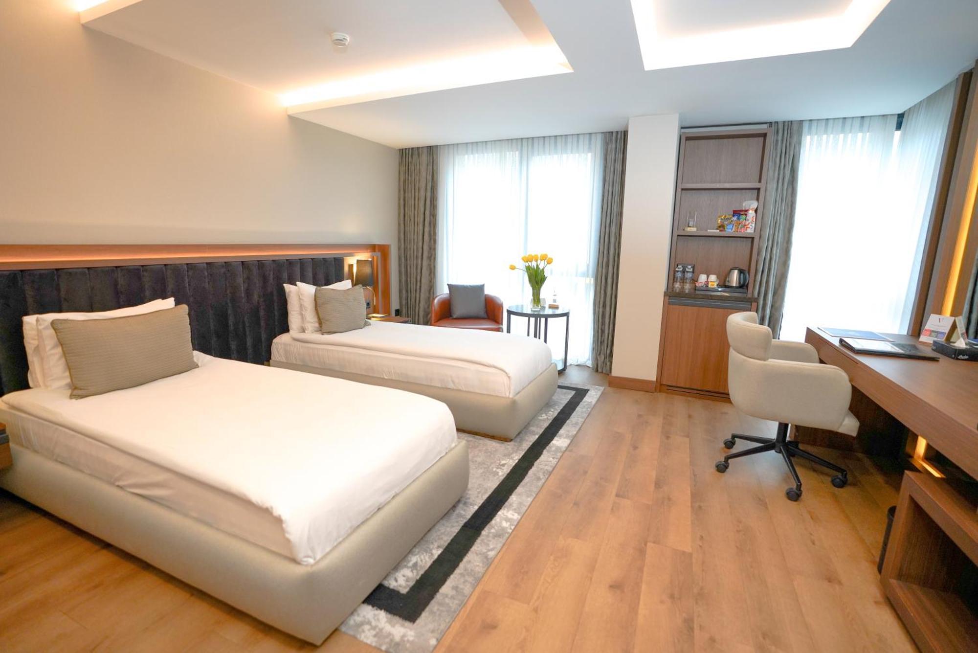 Vital Hotel Fulya Istanbul Sisli Exterior photo