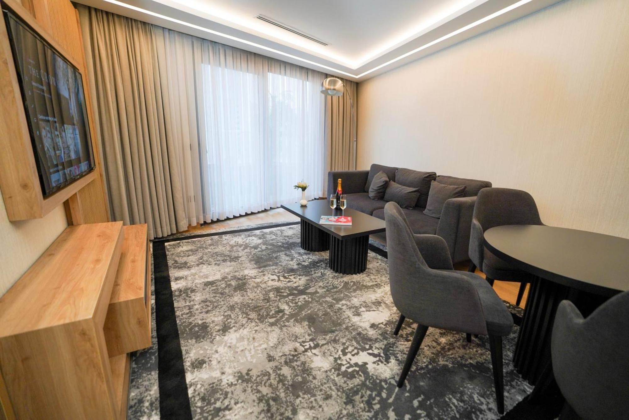 Vital Hotel Fulya Istanbul Sisli Exterior photo